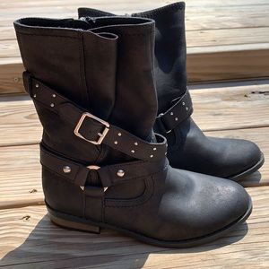 Jessica Simpson Kids Callie Motto boot